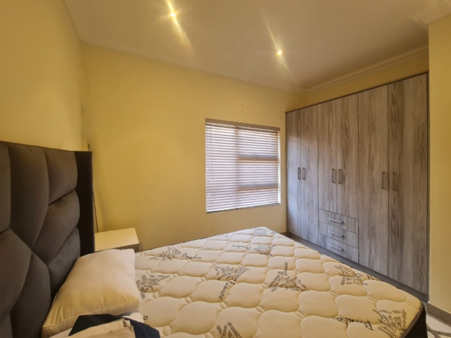 To Let 4 Bedroom Property for Rent in Melodie North West